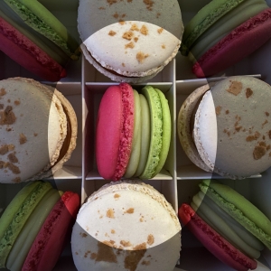 MACARON Фісташка-малина
